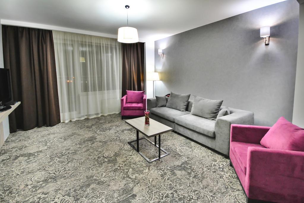 Hotel Europeca Craiova Buitenkant foto