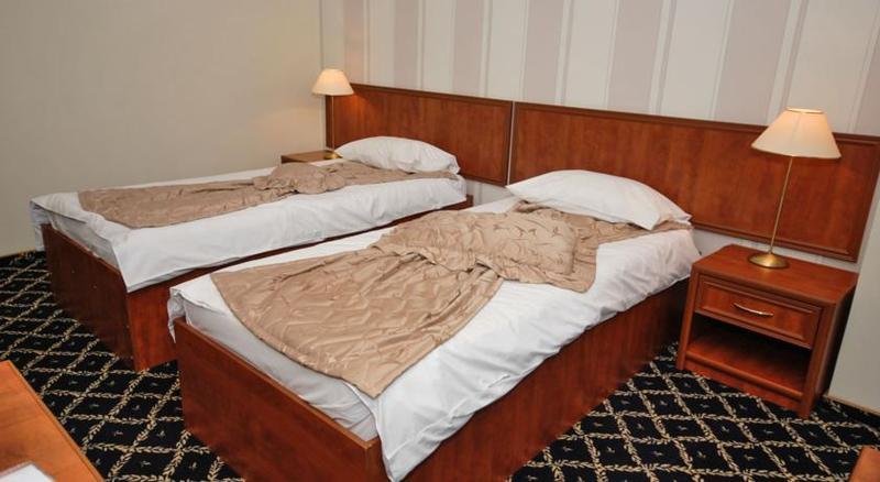 Hotel Europeca Craiova Buitenkant foto